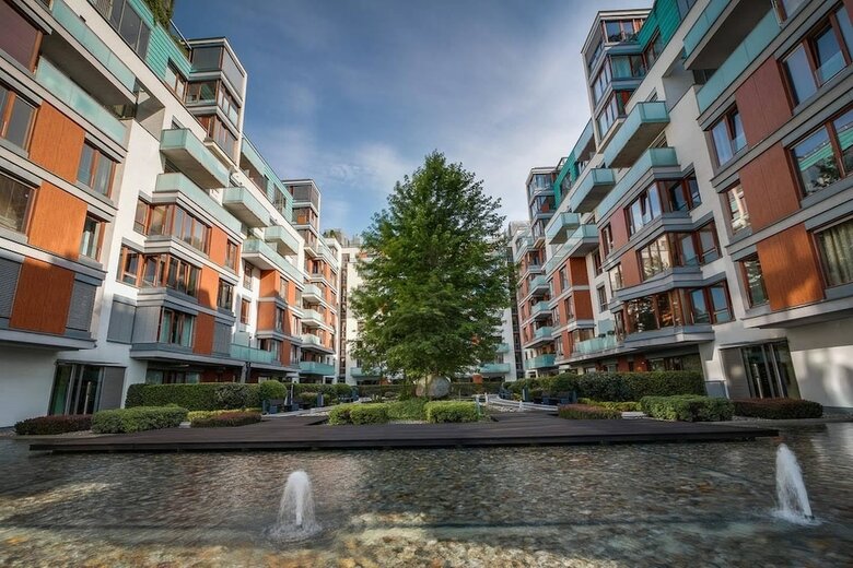 Luxury Center Apartment