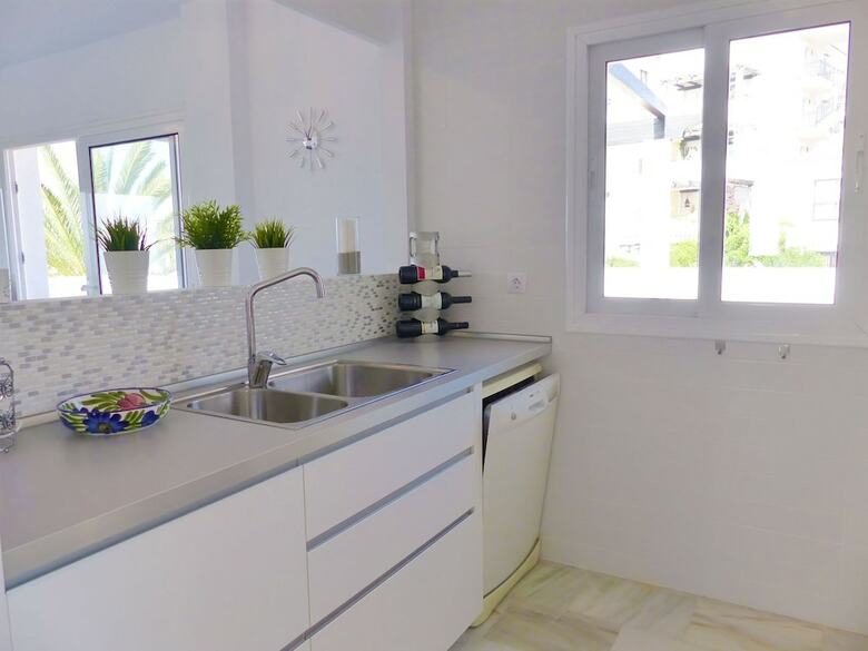 107336 - Apartment In Calahonda