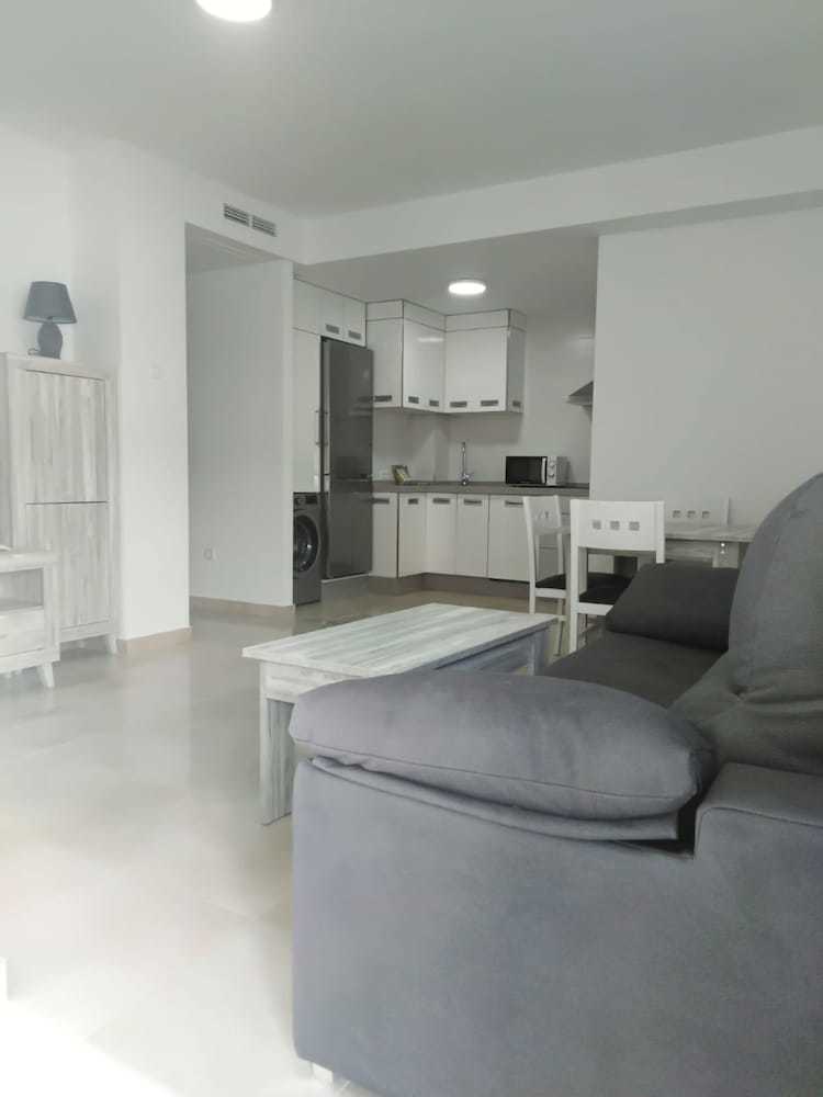 107601- Apartment In Zahara de Los Atunes