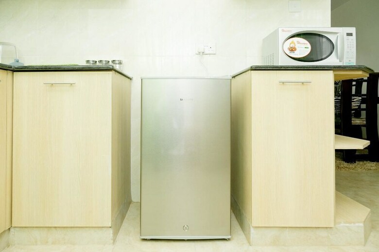 Aparthotel City Airport Apartment