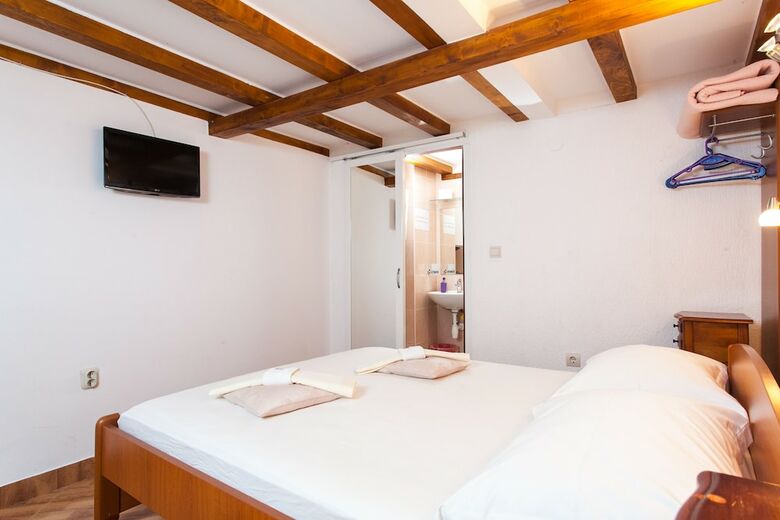 Apartamentos Rooms Vicelic Guest House
