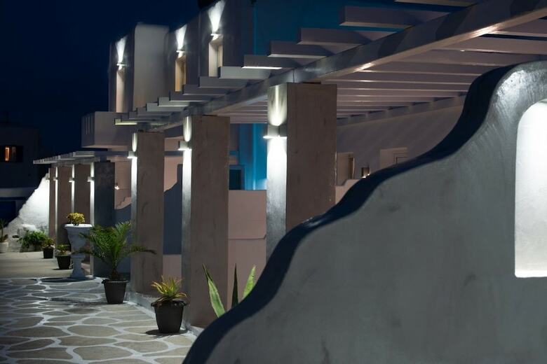 Aparthotel Petra Mykonos Studios & Suites