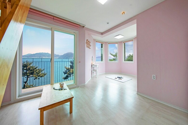 Pension Yesu Sea And Light House