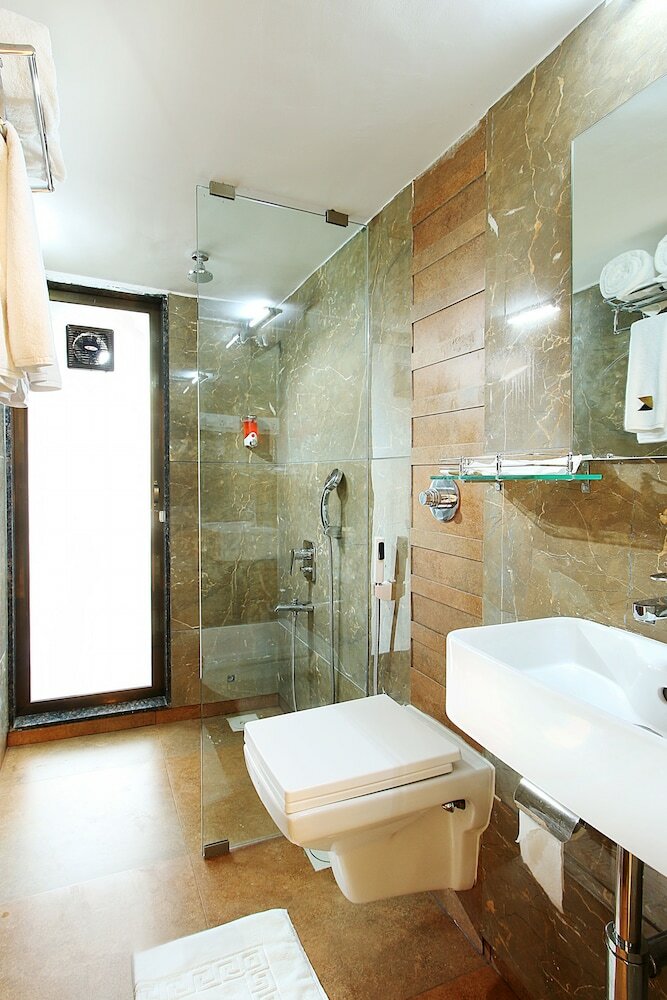 Mumbai House Luxury Apartment