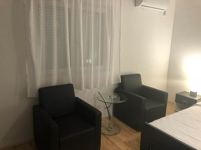 Aparthotel Airport Belgrade Rest Apartments Hotel