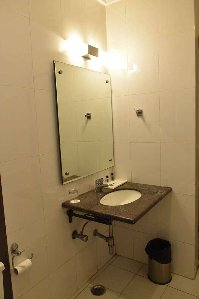 Hotel Impress