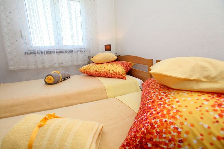 Holiday Apartment Drvenik Veliki