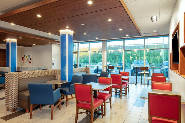 Hotel Holiday Inn Express & Suites Beloit