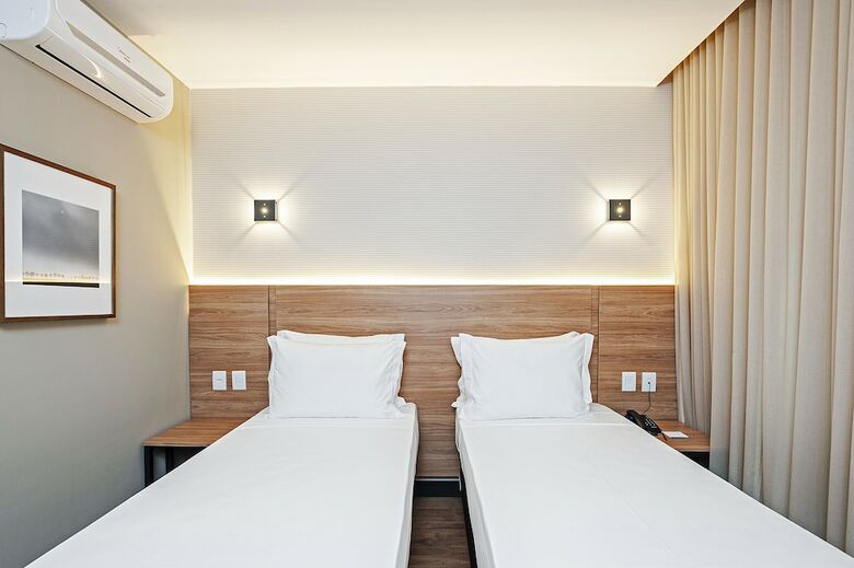 Hotel Slaviero Essential Curitiba Aeroporto
