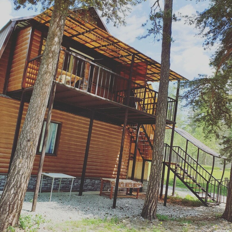 Hotel Arkhiz City Guest House