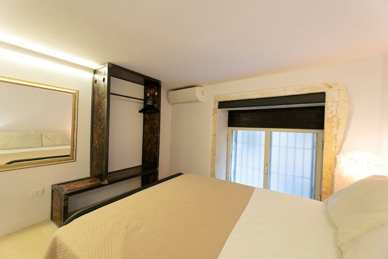 Apartamentos Casa Emera Splendid Suite In Ortigia
