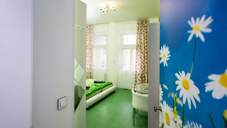 Apartment Four Year Seasons