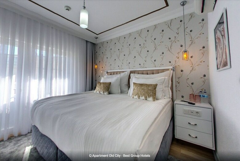 Q Suites In Old City -best Group Hotels