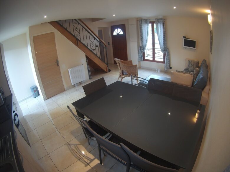 Belle Maison Tr�s Proche de Disneyland