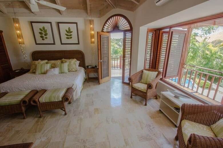 5br 4.5ba Las Pi�as Cdc Villa By Asvr
