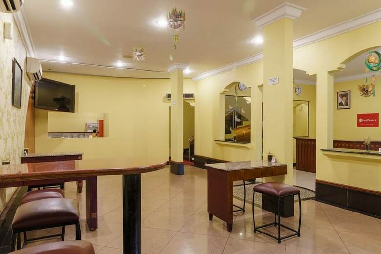 Hotel Reddoorz Plus Near Ancol