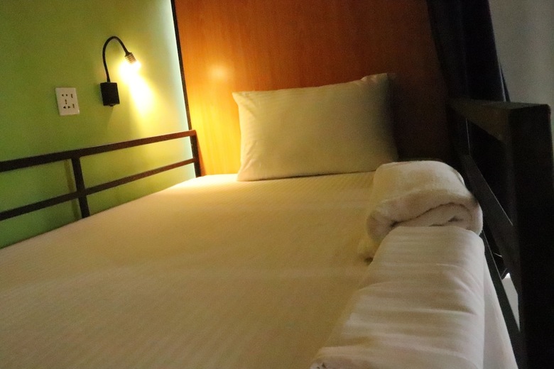 Hostal Miracle City Inn Hostel
