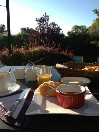 Bed & Breakfast La Cazarelle