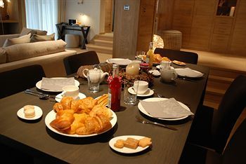Le Grand Chalet Et Spa - Private Hotel