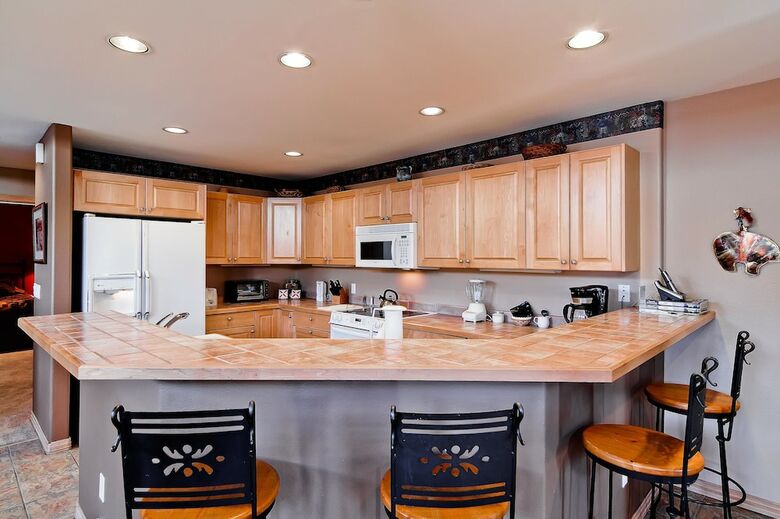 Cascades Townhomes Hood 1