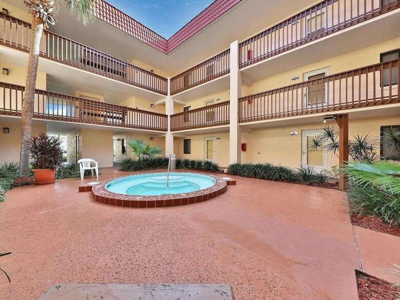 Beach Baby  Oceanside Condo St Augustine