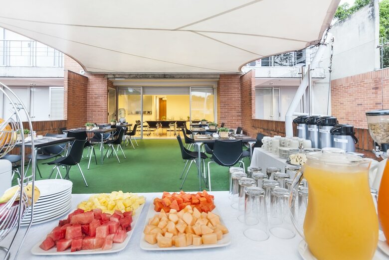 Aparthotel Travelers Orange Suites