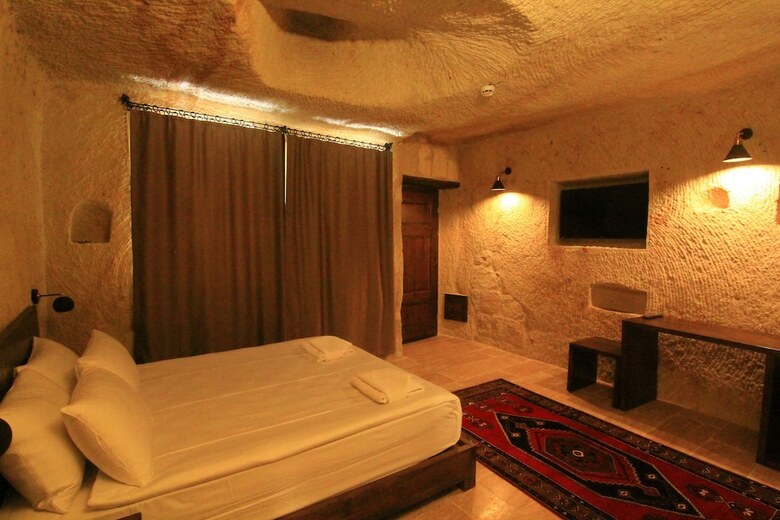 Hotel Tafana Cave & Stone Lodge