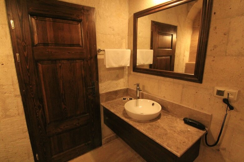Hotel Tafana Cave & Stone Lodge
