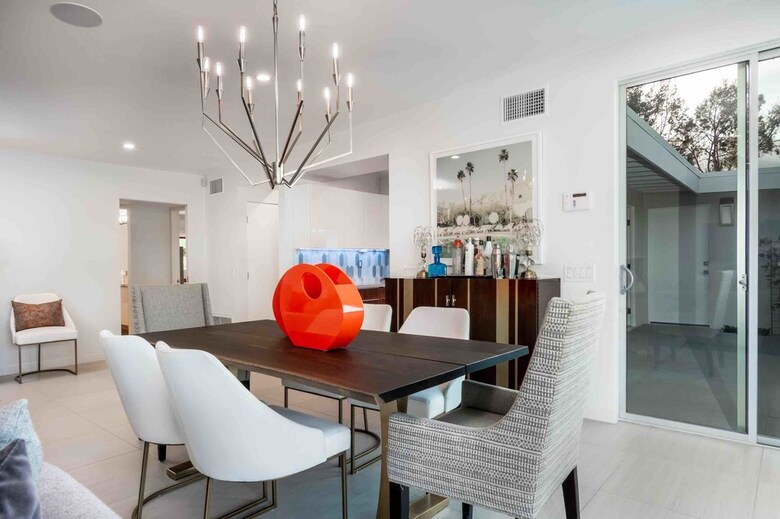 Ps Desert Indulgence Three-bedroom House