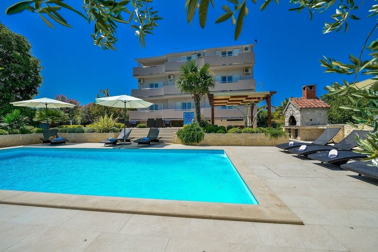 Apartments Villa Ana
