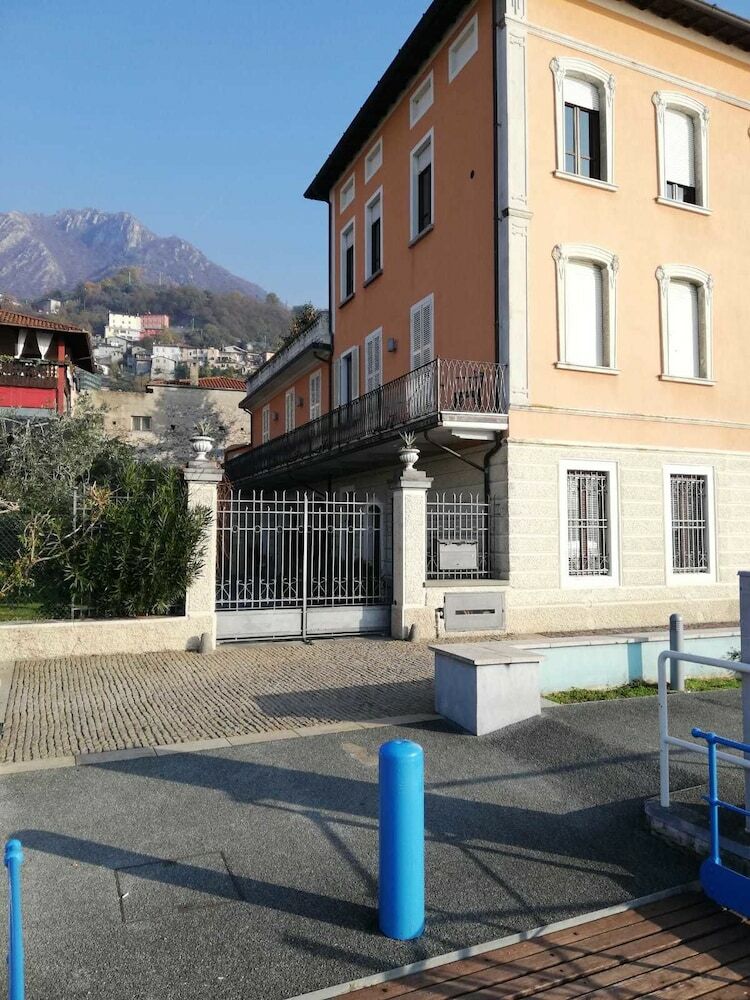 Apartamento In Riva Al Lago Marone