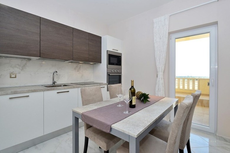 Apartments Dyana