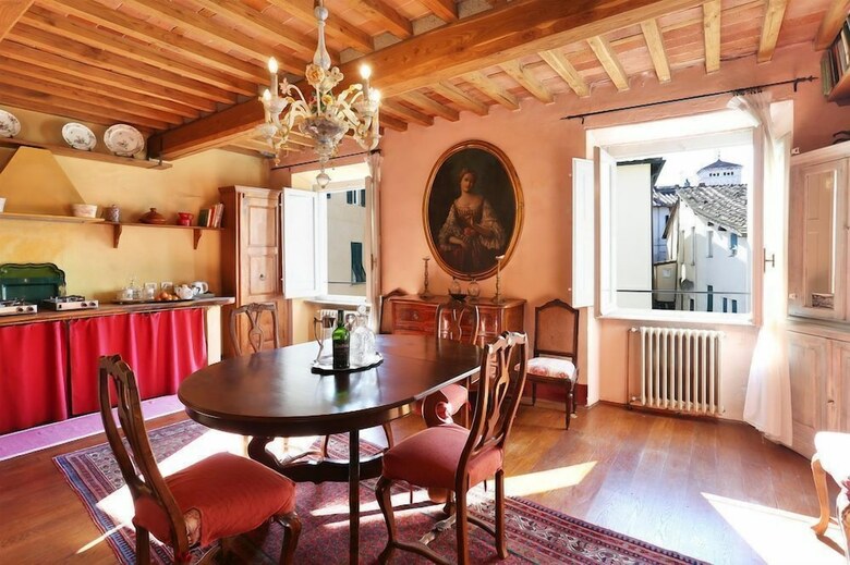 Apartamento Delfina By Vacation In Lucca