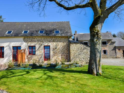 Holiday Home La Vallee Bonnemain