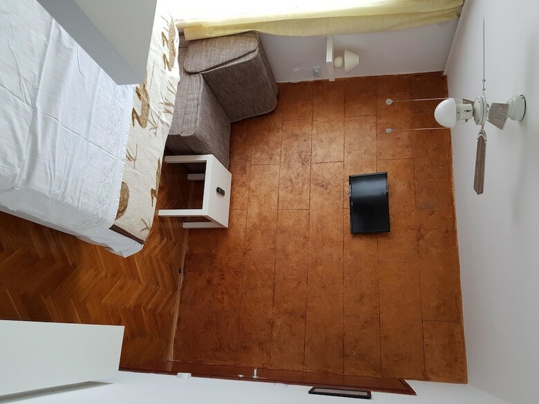 Apartment And Room Marica