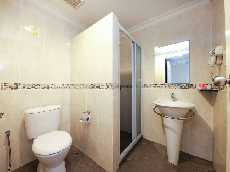 Oyo 1108 Bundusan Hotel