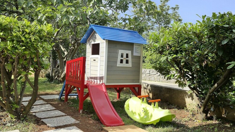 Apartments Holek