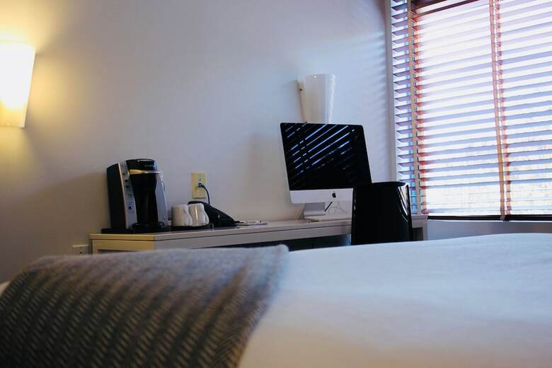 Hotel H�tel Le Dauphin Saint-hyacinthe