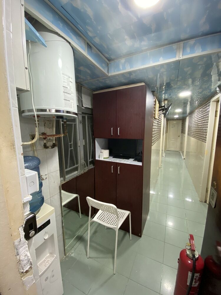 Hotel Merryland Guest House