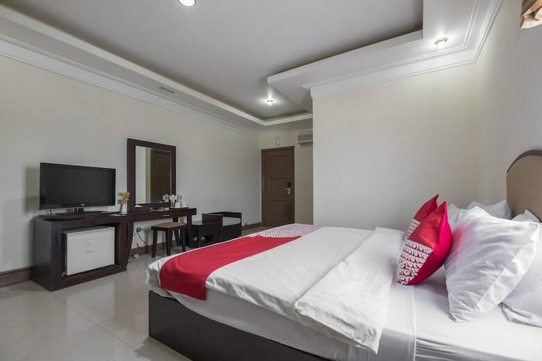 Oyo 1114 Hotel Denpasar Makassar