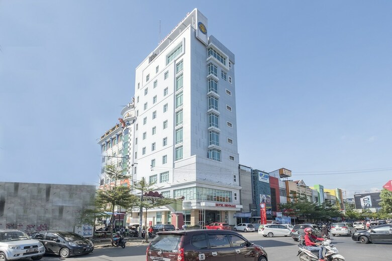 Oyo 1114 Hotel Denpasar Makassar