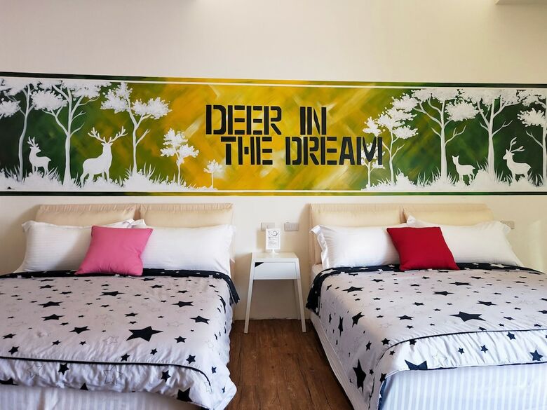 Hotel Rainbow Promise