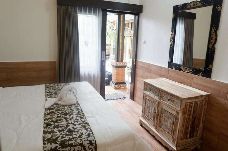 Hotel Mikuk Homestay