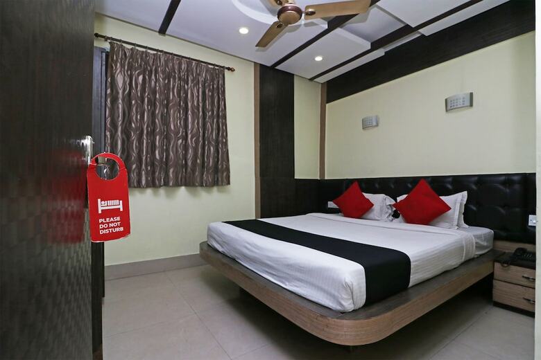 Capital O Hotel Presidency Inn