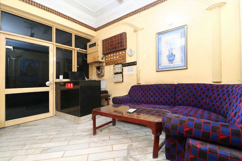 Hotel Oyo 29193 Amrit Guest House