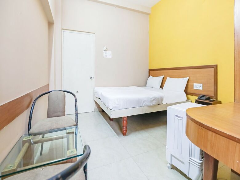 Hotel Spot On 36102 Akshara Regency
