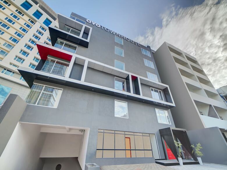Hotel Oyo Townhouse 111 A3 Empire