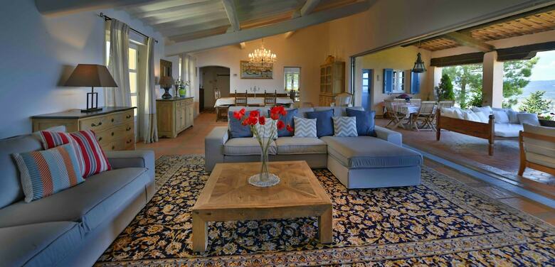 Villa With A Magic View Of Saint Tropez