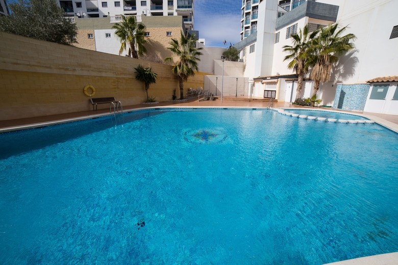Hotel La Familia Gallo Rojo