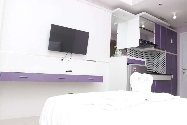 Hotel Ten Eleven Living Point